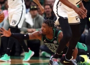 开云体育下载-包含高能对决！球员们在对抗中展现出色技术的词条