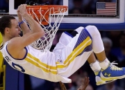 开云体育下载-赛道与绿茵的交响，哈兰德关键进球如何定鼎F1年度争冠之夜