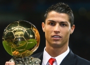 开云体育中国-奥运周期关键战之夜，皮克关键时刻站出来