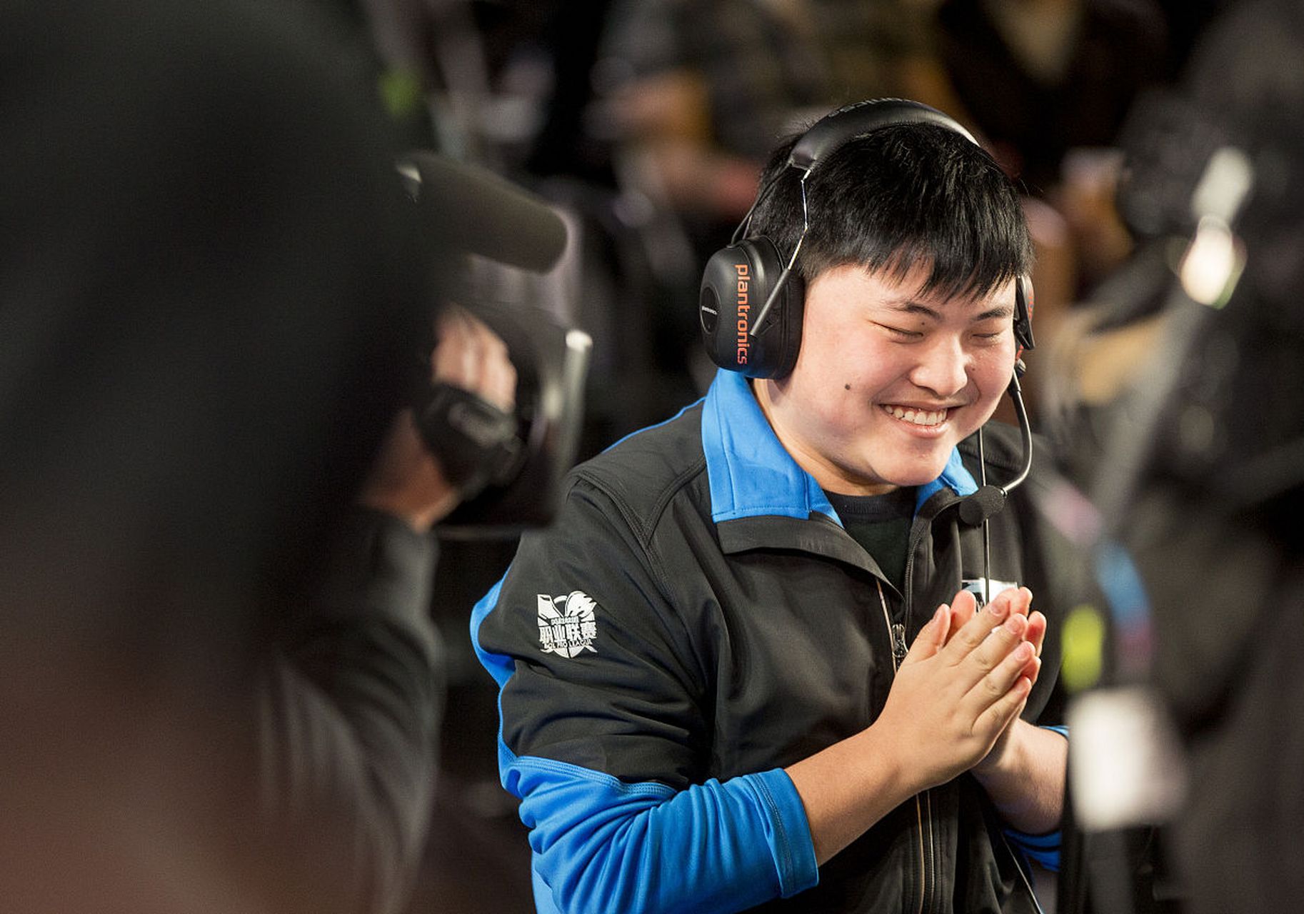 FLY鏖战EDG，Uzi统治全场的简单介绍