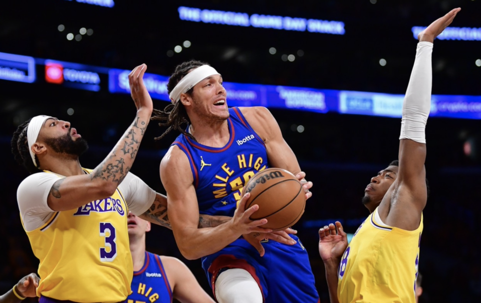 鹈鹕完胜篮网，恩比德关键制胜的简单介绍